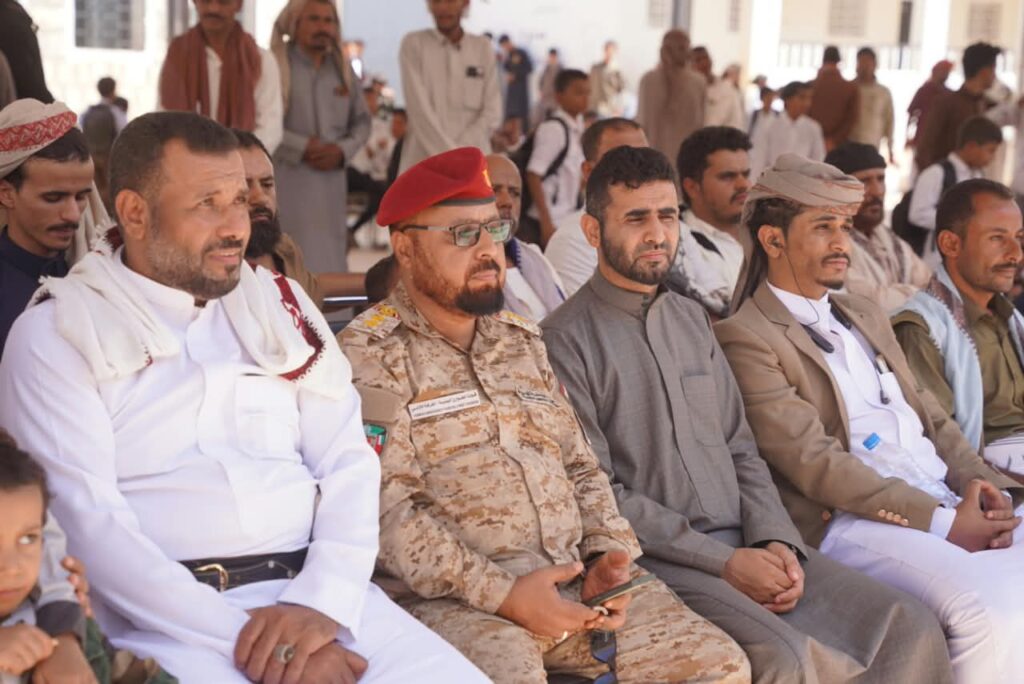 لأول مرة.. الفرقة الأولى طوارئ تدعم مدارس العبر بالكتاب المدرسي وتكرّم 183 طالبًا وطالبة وتمنح المعلمين حوافز مالية لأول مرة.. الفرقة الأولى طوارئ تدعم مدارس العبر بالكتاب المدرسي وتكرّم 183 طالبًا وطالبة وتمنح المعلمين حوافز مالية