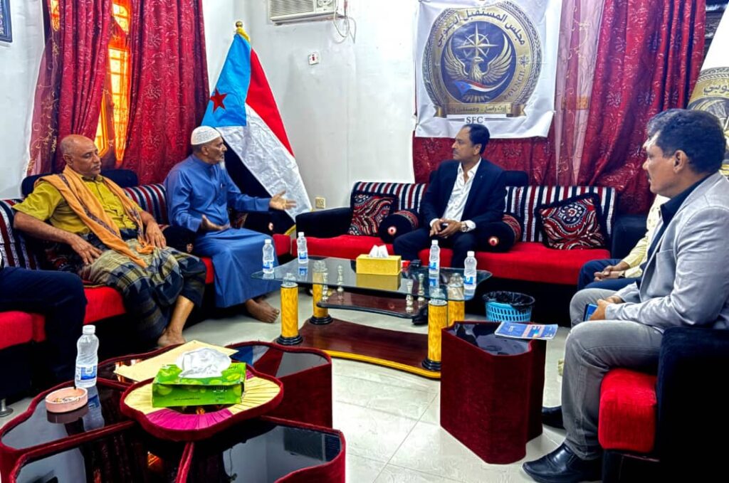 باعوم يستقبل وفدًا من سقطرى ويبحث معه تعزيز التنسيق والعمل المشترك باعوم يستقبل وفدًا من سقطرى ويبحث معه تعزيز التنسيق والعمل المشترك